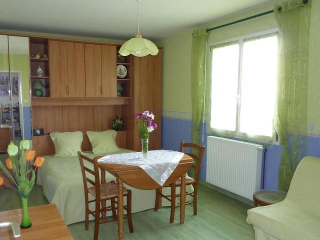 Chambres D'Hotes De L'Auraine Λιμόζ Δωμάτιο φωτογραφία